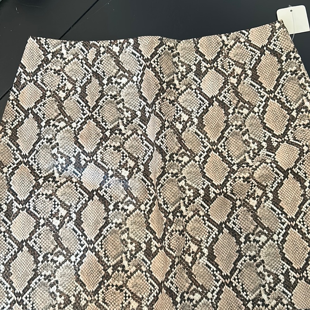 Boohoo snakeskin skirt
